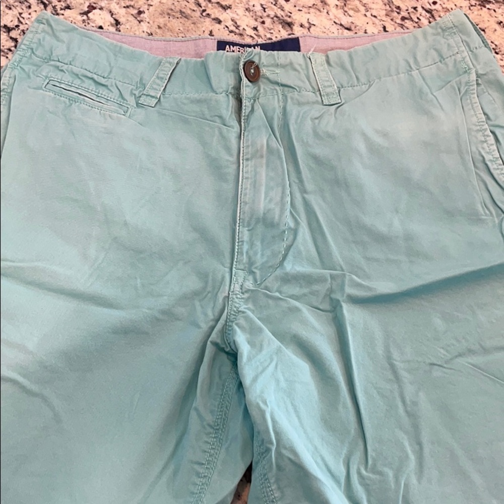 American eagle shorts size 34